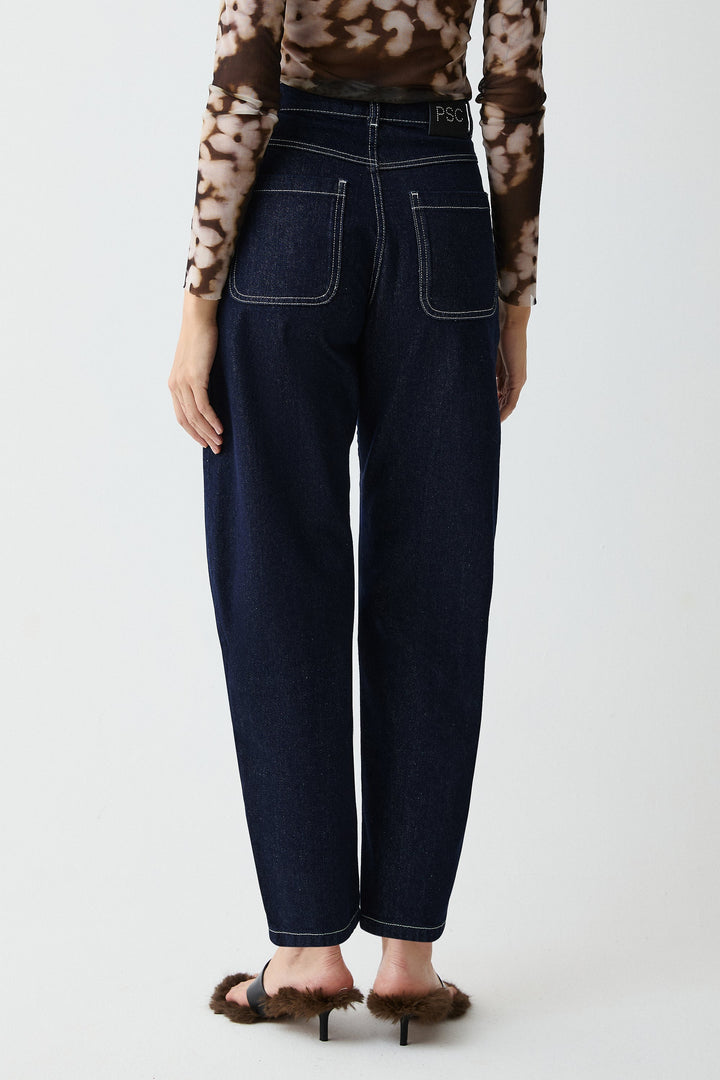 Barrel Jeans